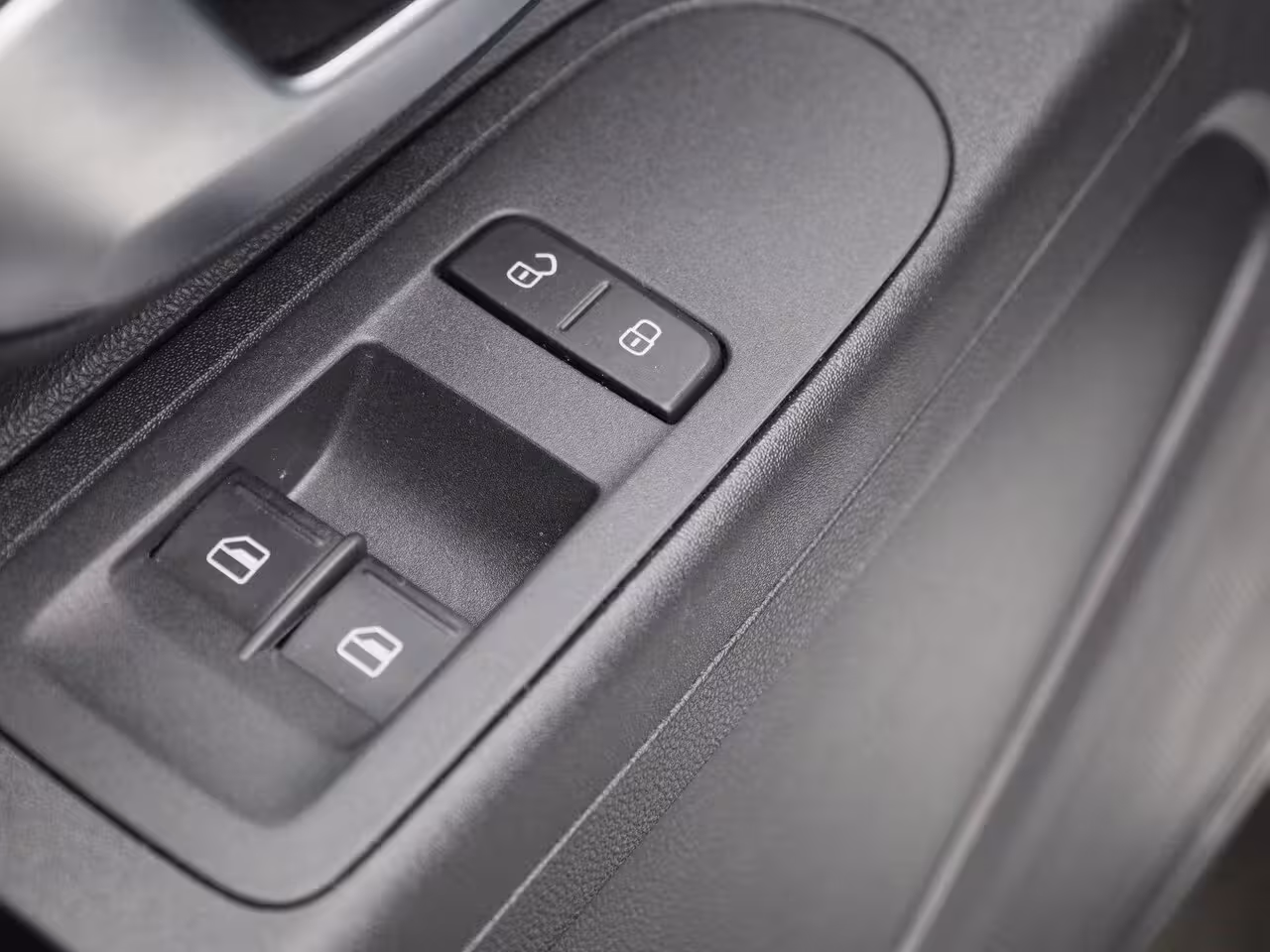 Volkswagen Up! 1.0 65PK | Origineel Nederlands | Airco | Radio DAB+ | Bluetooth | Lane Assist | 5 Deurs