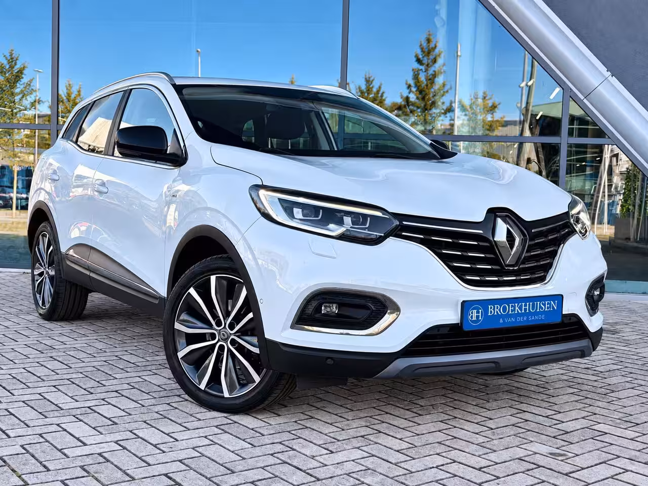 Renault Kadjar 1.3 TCe Intens 140pk Automaat / Trekhaak / Camera / Bose