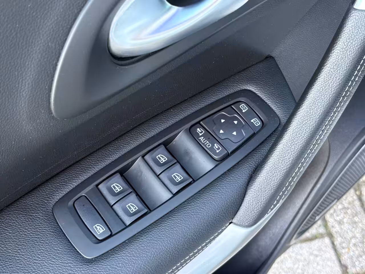 Renault Kadjar 1.3 TCe Intens 140pk Automaat / Trekhaak / Camera / Bose