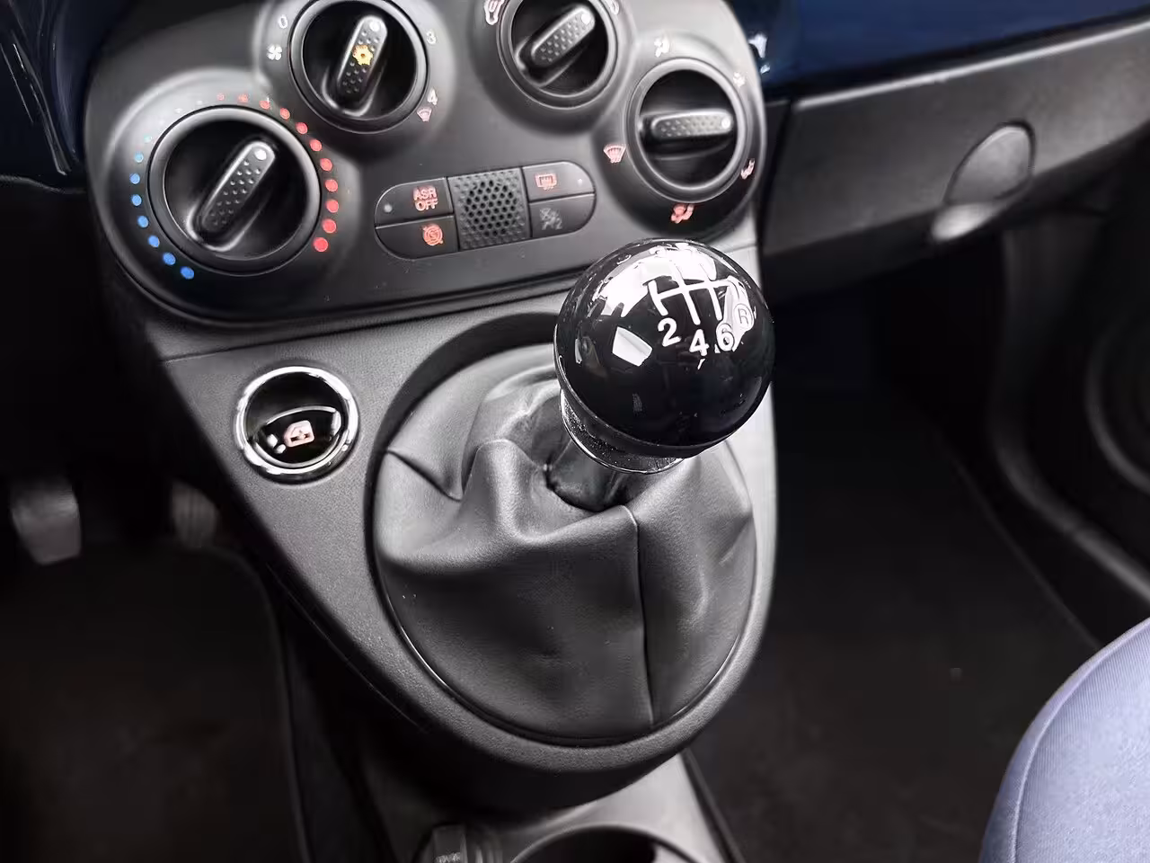 Fiat 500 1.0 Hybrid Club | Apple carplay/Android auto | Airco |