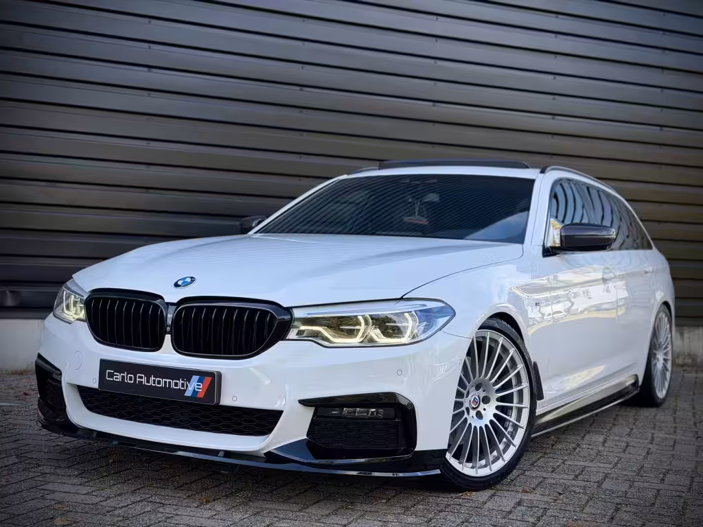 BMW 5-serie Touring 530i M-PERF. PANO|HUD|360|H/K|NAPPA|VENTILATIE