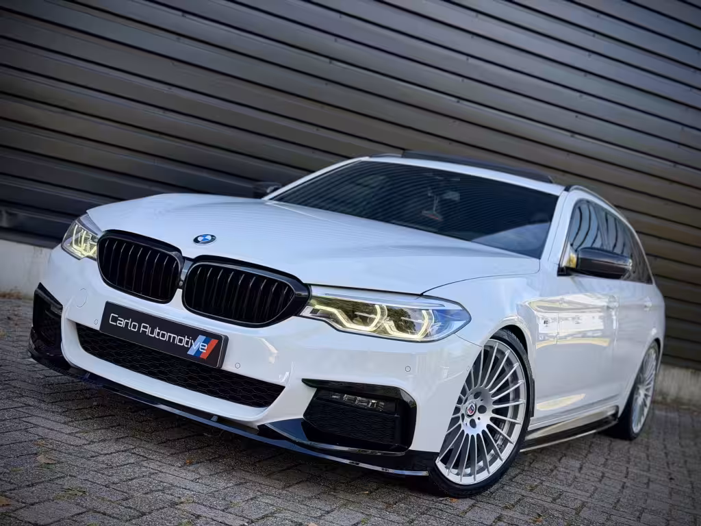 BMW 5-serie Touring 530i M-PERF. PANO|HUD|360|H/K|NAPPA|VENTILATIE