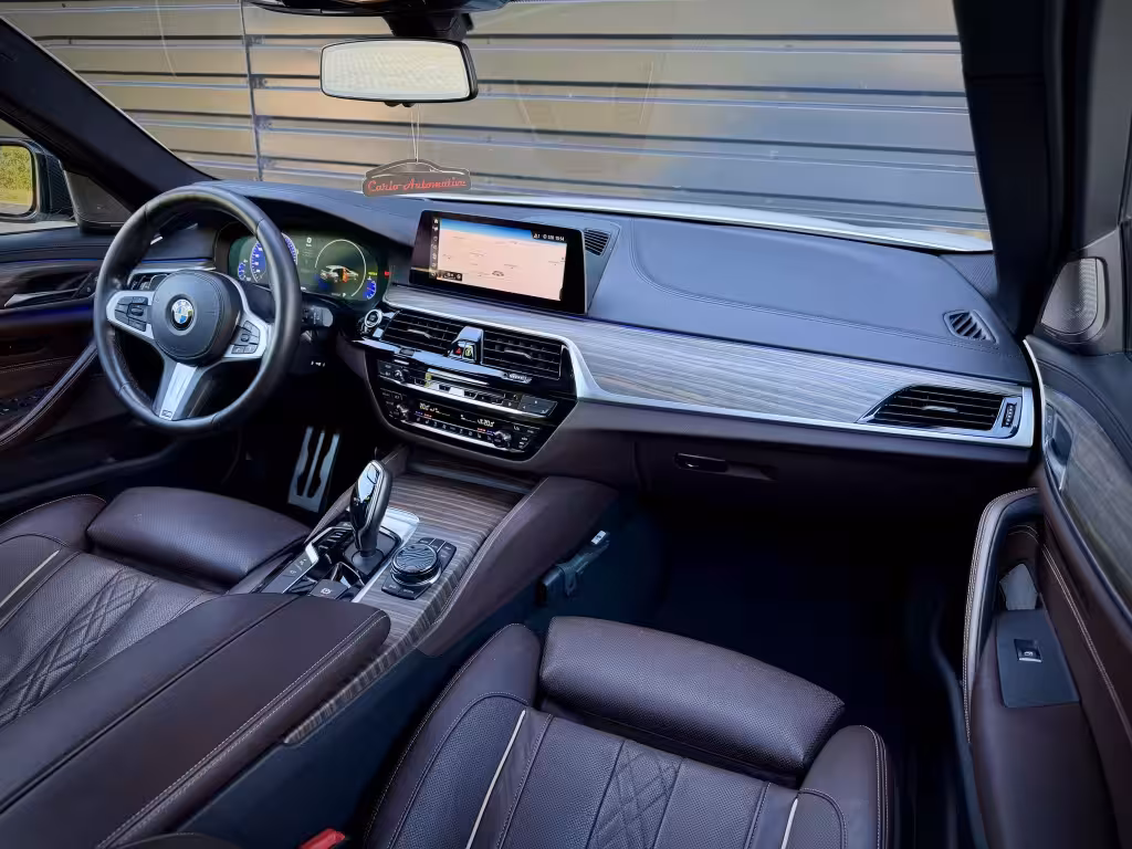 BMW 5-serie Touring 530i M-PERF. PANO|HUD|360|H/K|NAPPA|VENTILATIE