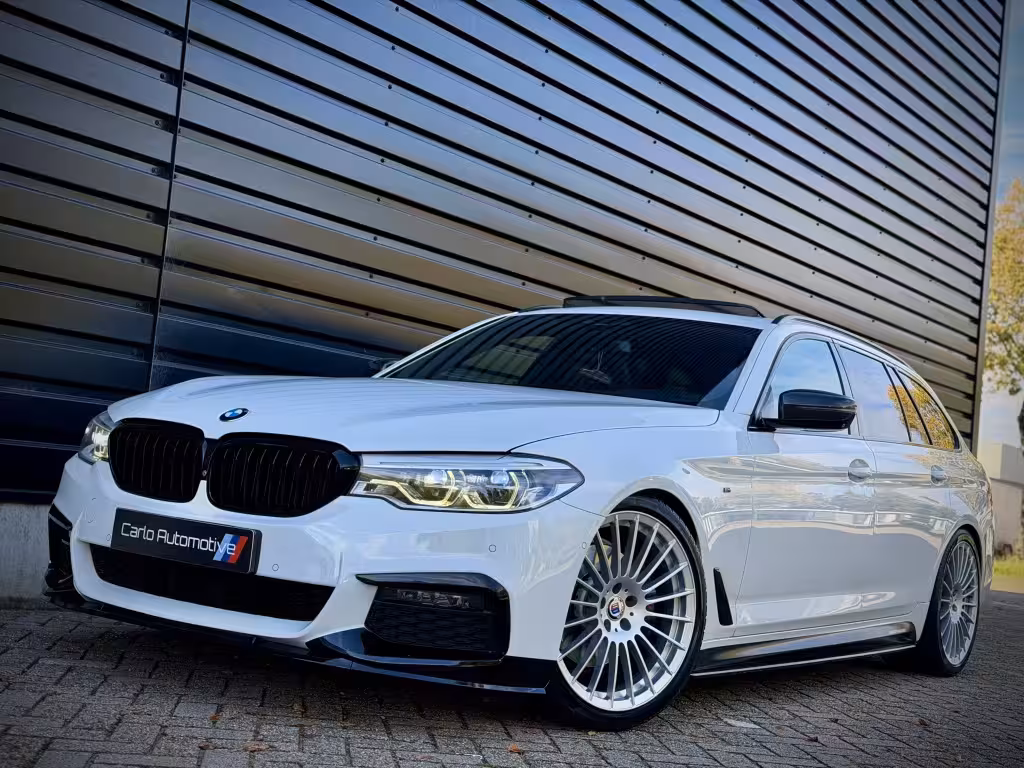 BMW 5-serie Touring 530i M-PERF. PANO|HUD|360|H/K|NAPPA|VENTILATIE