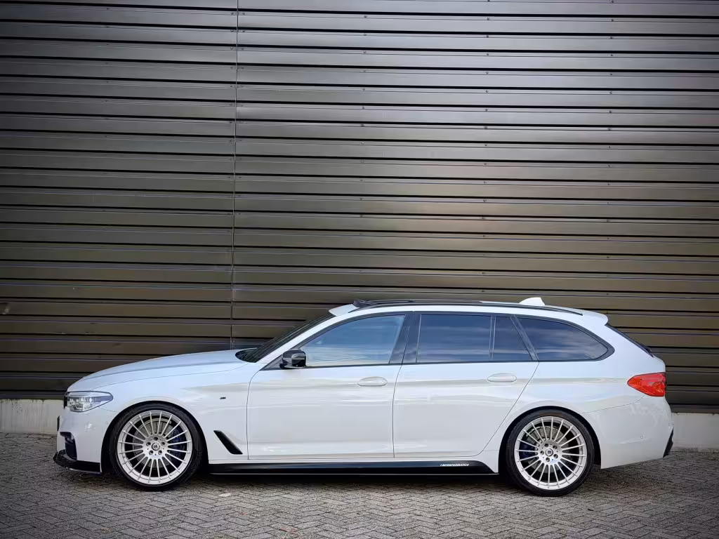 BMW 5-serie Touring 530i M-PERF. PANO|HUD|360|H/K|NAPPA|VENTILATIE