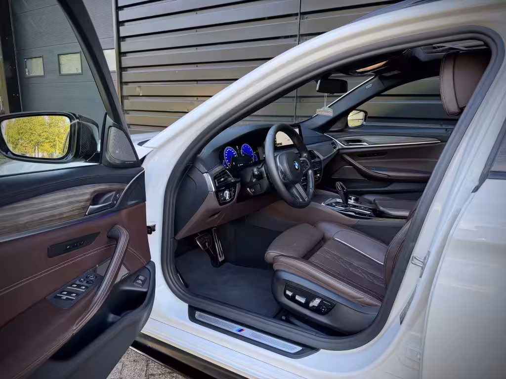 BMW 5-serie Touring 530i M-PERF. PANO|HUD|360|H/K|NAPPA|VENTILATIE