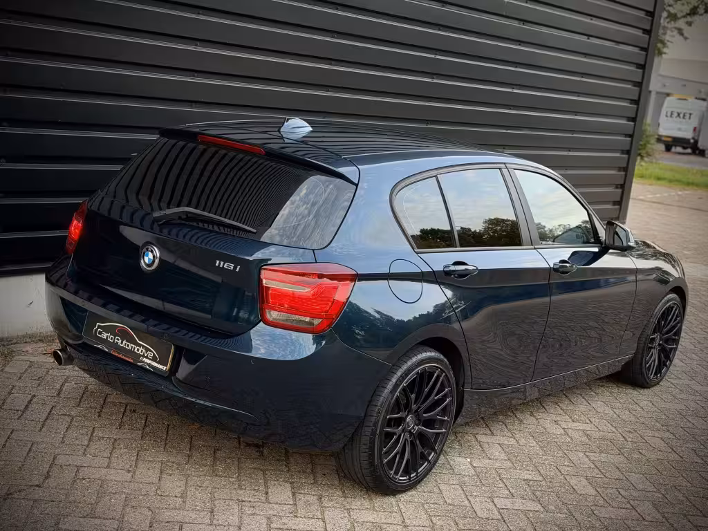 BMW 1-serie 116i Executive AUT|CLIMA|XENON|NAVI|PDC