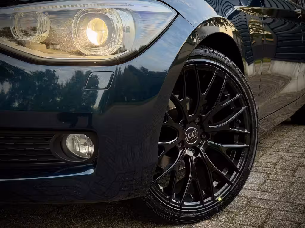 BMW 1-serie 116i Executive AUT|CLIMA|XENON|NAVI|PDC