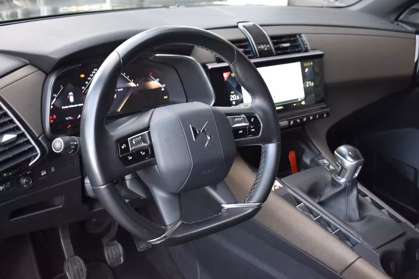 DS 7 Crossback DS7 1.2 130PK ECC LMV LED NAVIGATIE