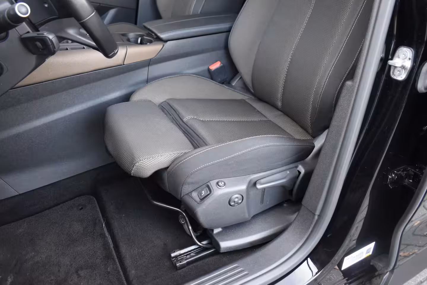 DS 7 Crossback DS7 1.2 130PK ECC LMV LED NAVIGATIE
