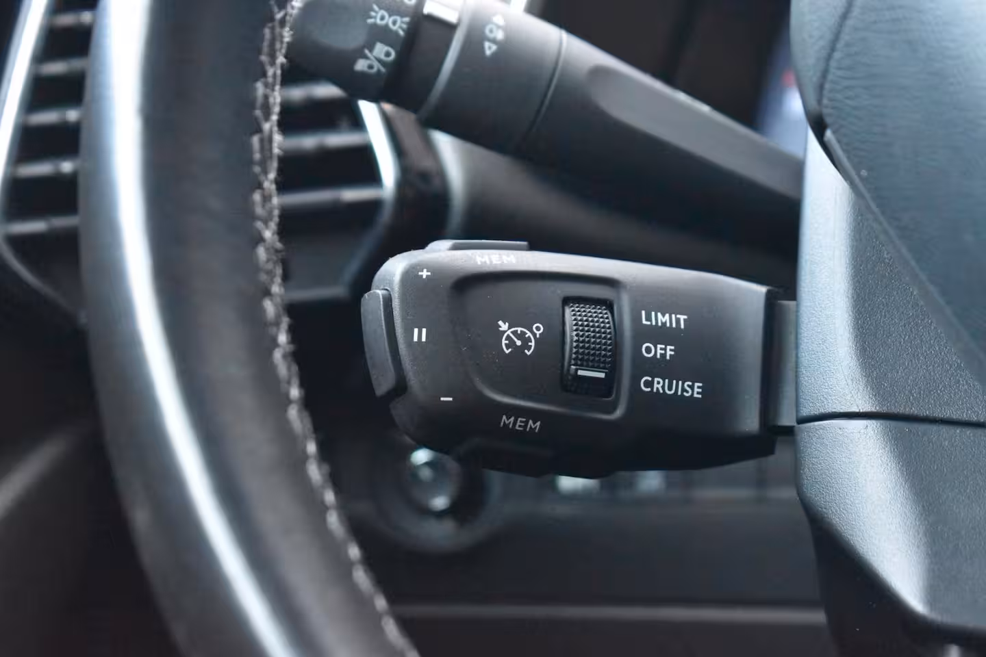DS 7 Crossback DS7 1.2 130PK ECC LMV LED NAVIGATIE