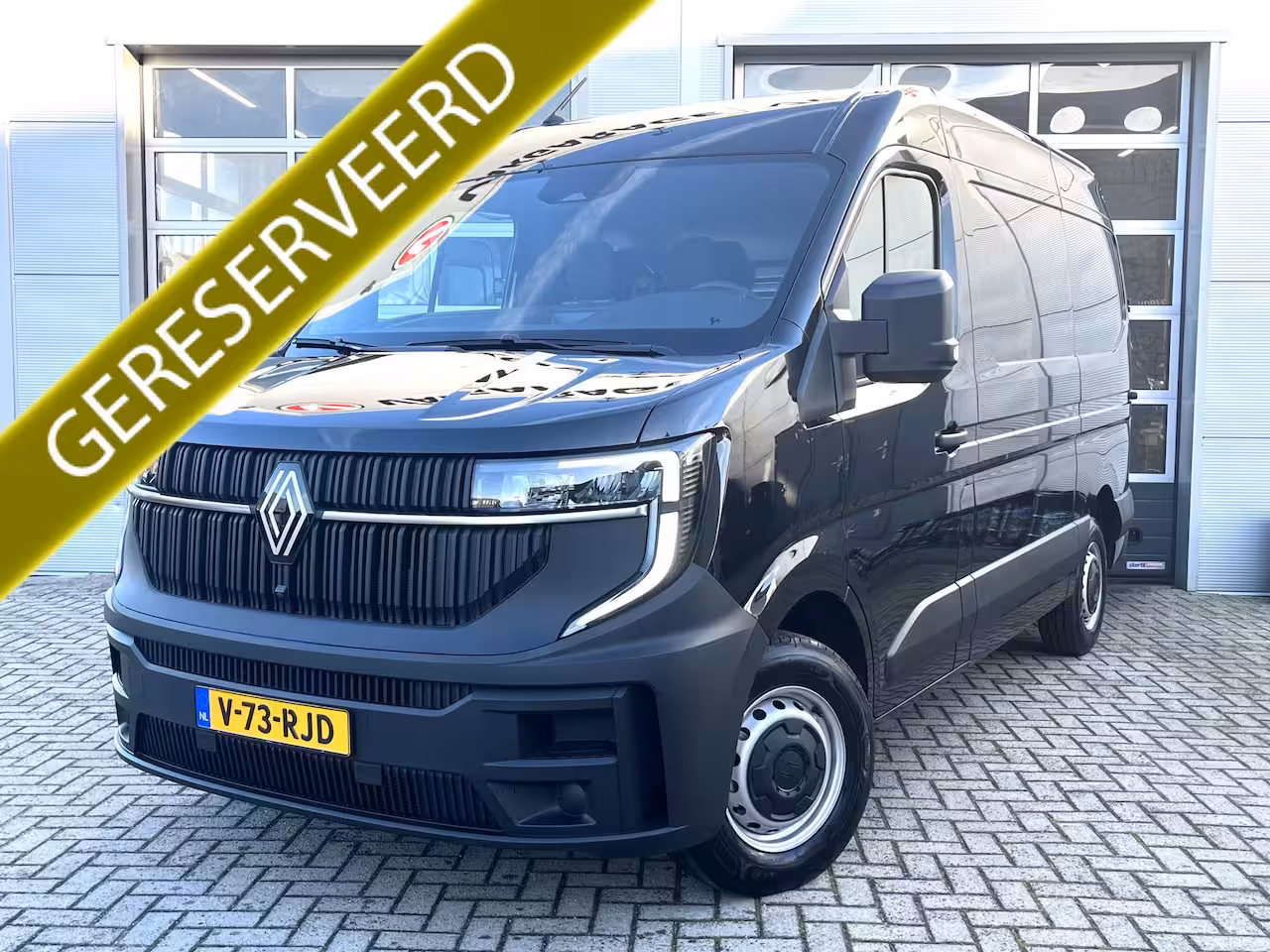 Renault Master E-Tech T35 L2H2 Extra long range 87 kWh | Betimmering | Navigatie | PDC Voor en Achter + Achterui