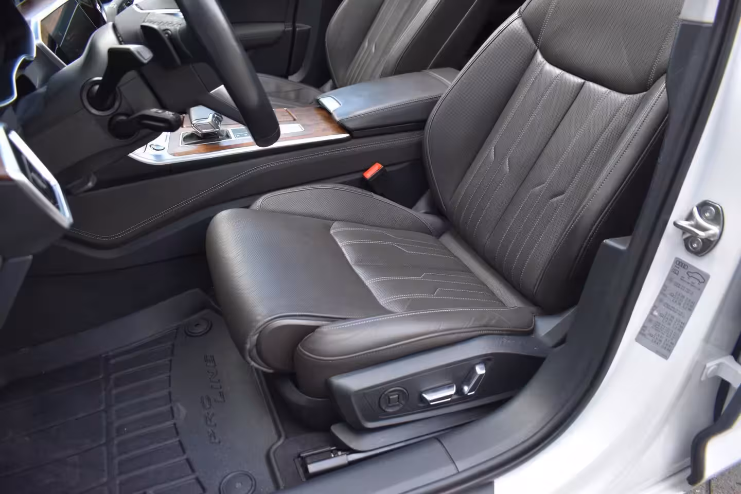 Audi A6 Avant 50 TFSI e QUATTRO B&O PANO LEDER