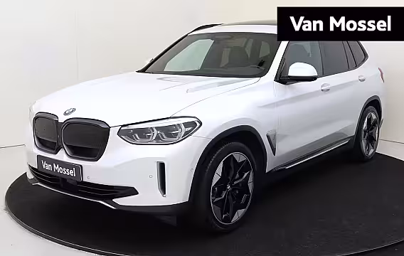 BMW iX3 High Executive 80 kWh | Shadow line pack | Trekhaak | Panoramadak | Apple carplay | Stoelv