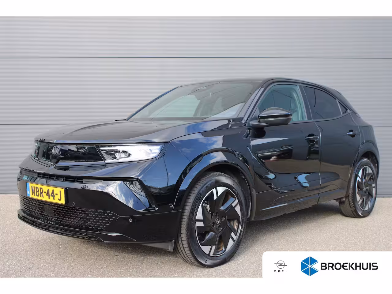 Opel Mokka-e GS 54 kWh | Fase 3 laden | Navigatie | Camera | Stuurverwarming | Apple carplay | Bluetoot