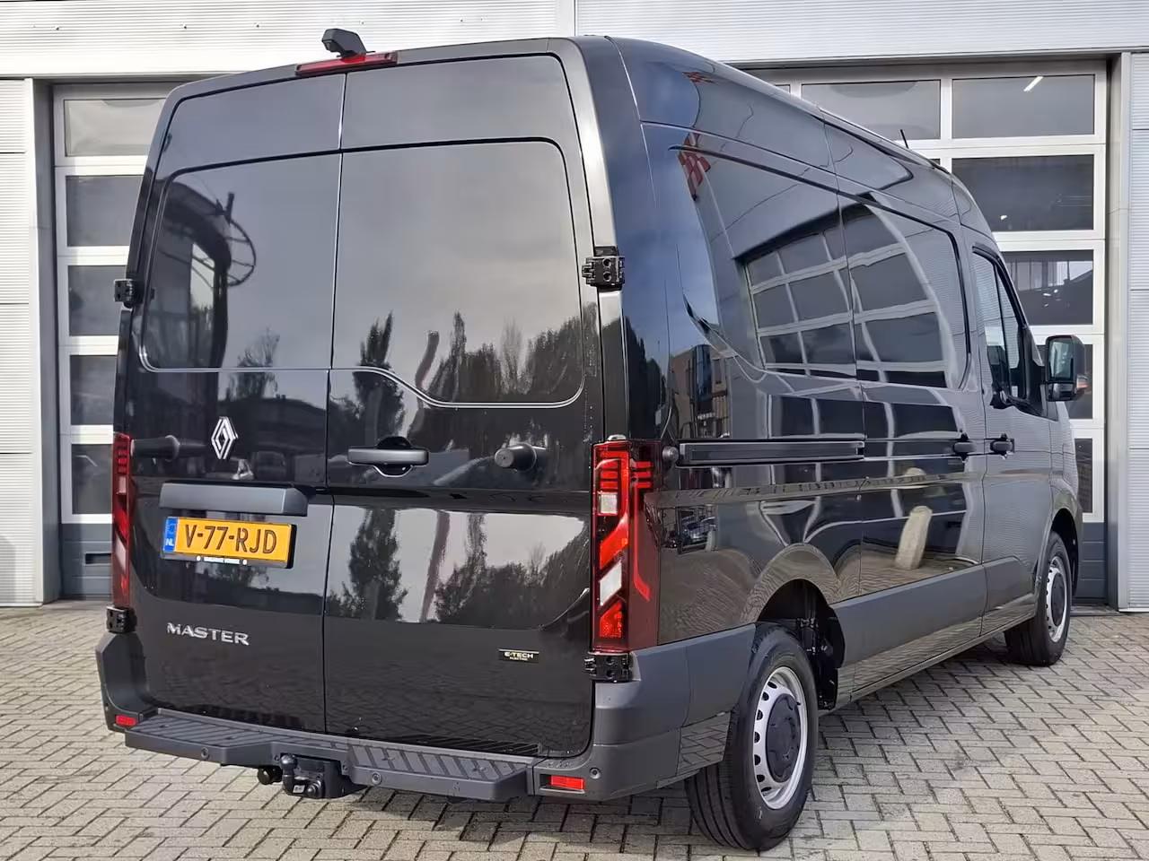 Renault Master E-Tech T35 L2H2 Extra long range 87 kWh | Wordt verwacht | Dubbele schuifdeur | Betimmering | Ach