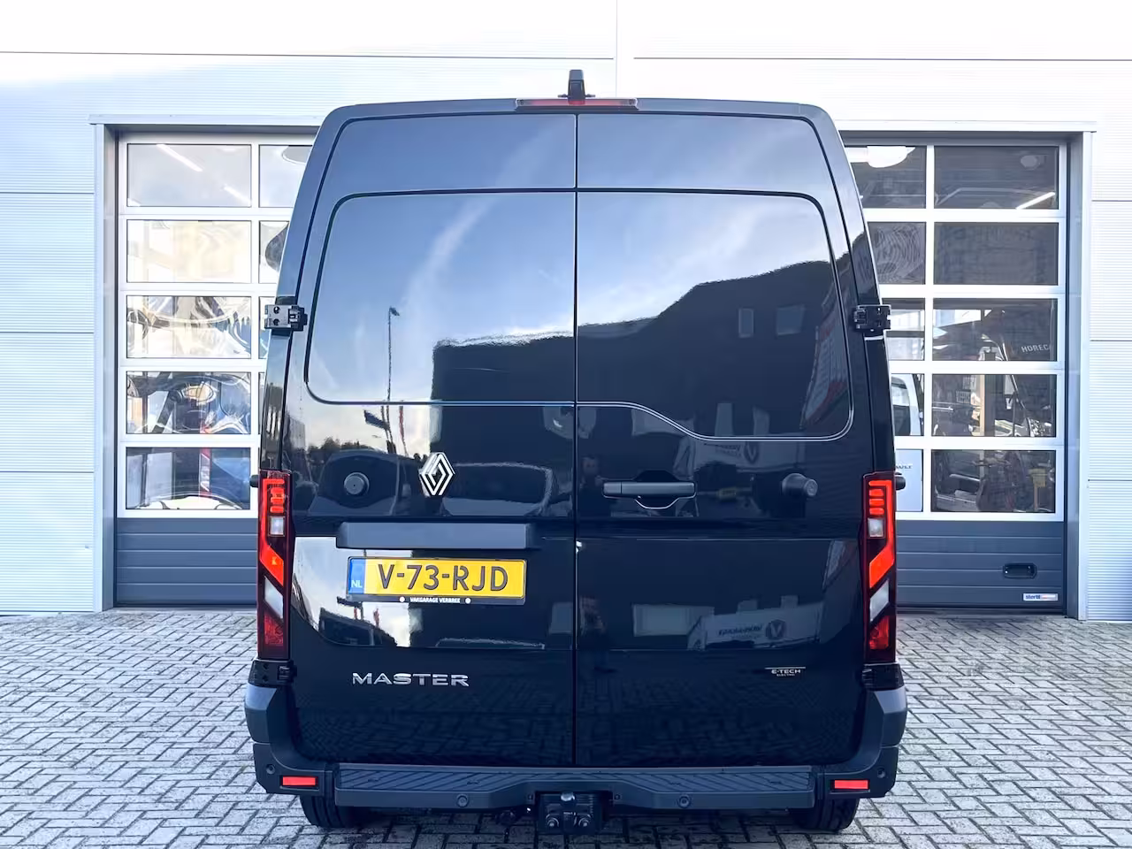Renault Master E-Tech T35 L2H2 Extra long range 87 kWh | Betimmering | Navigatie | PDC Voor en Achter + Achterui