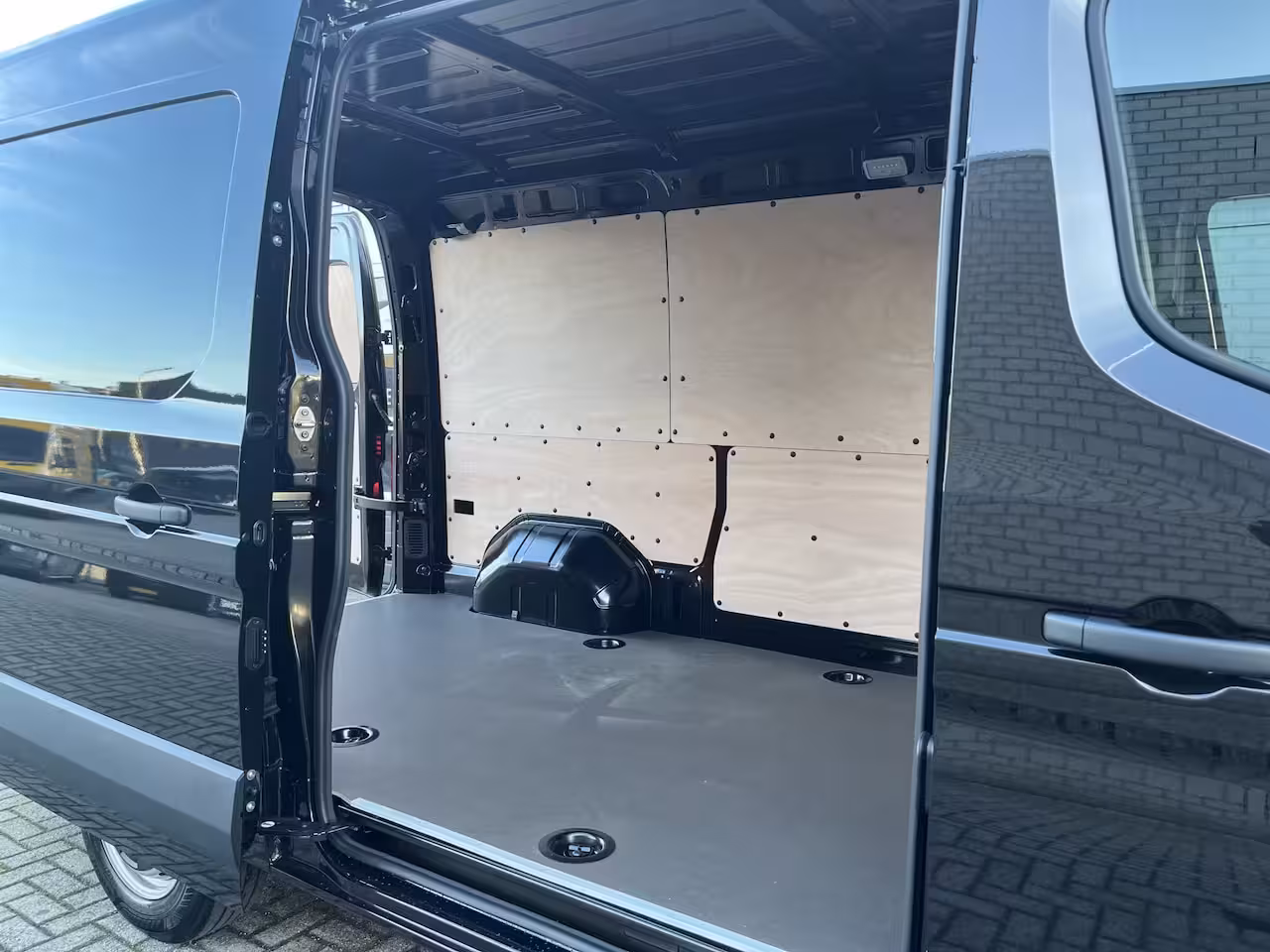 Renault Master E-Tech T35 L2H2 Extra long range 87 kWh | Betimmering | Navigatie | PDC Voor en Achter + Achterui