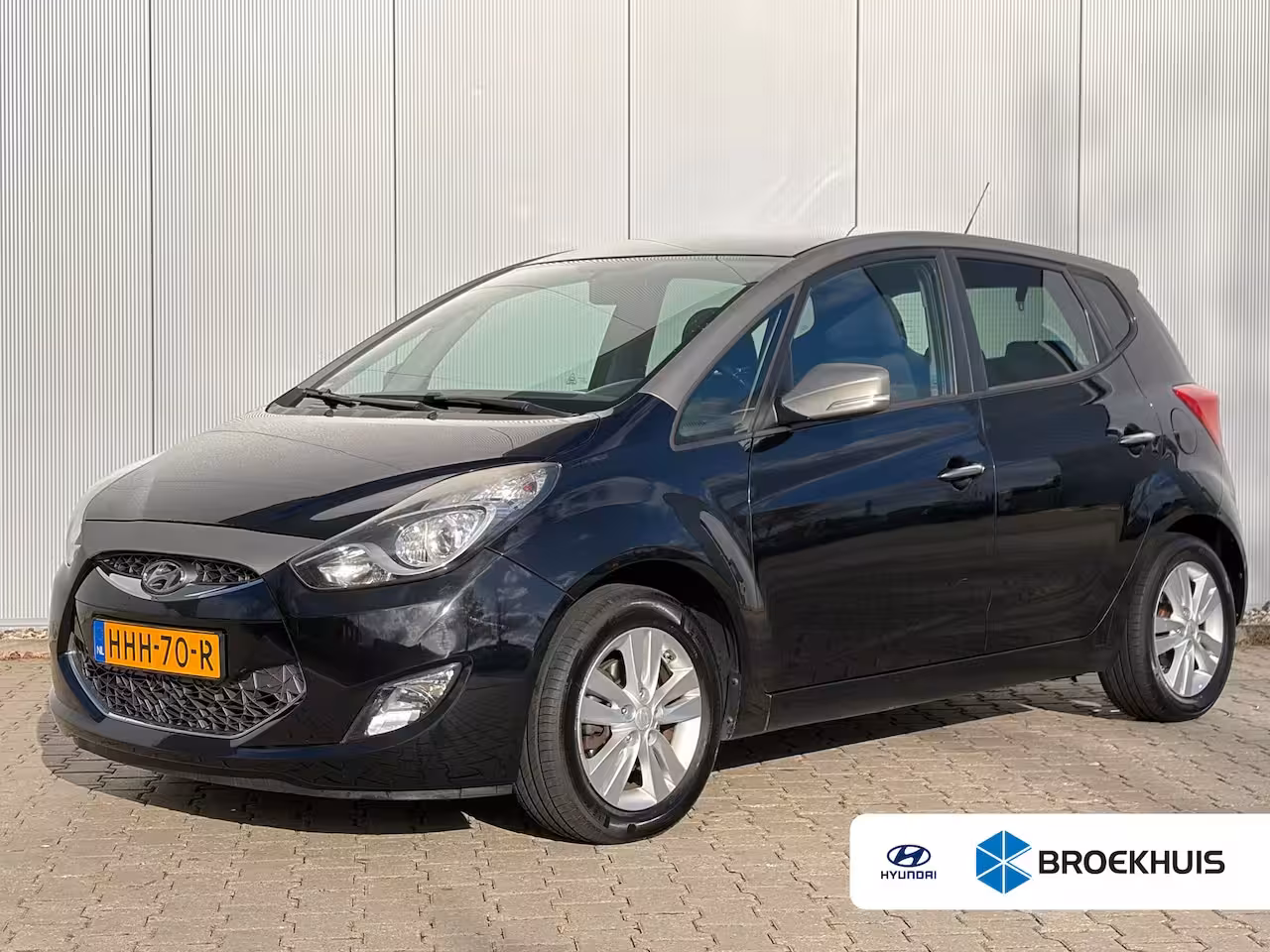Hyundai ix20 1.6i Go | Stoelverwarming | Trekhaak | After market Achteruitrijcamera | Bluetooth telefoo