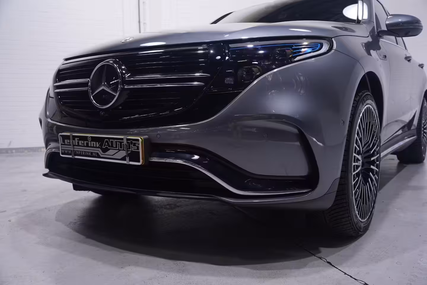 Mercedes-Benz EQC 400 4MATIC AMG Line 80 kWh 1e eigen. NAP SOH 96% Navigatie Excellence-pack Premium-Pack Ri