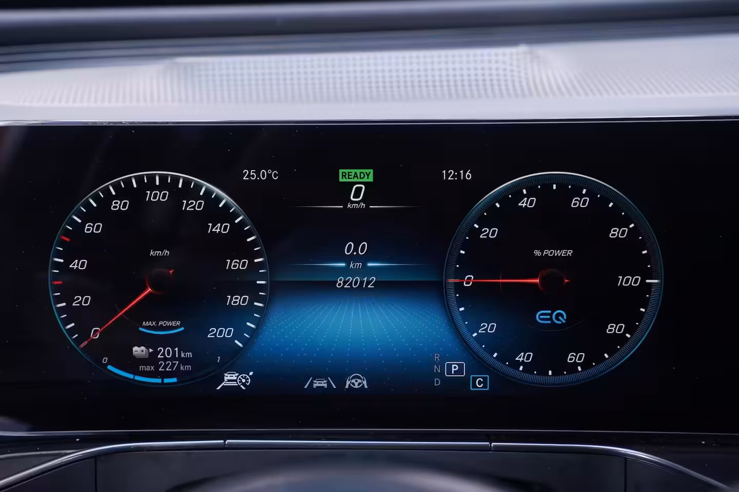 Mercedes-Benz EQC 400 4MATIC AMG Line 80 kWh 1e eigen. NAP SOH 96% Navigatie Excellence-pack Premium-Pack Ri