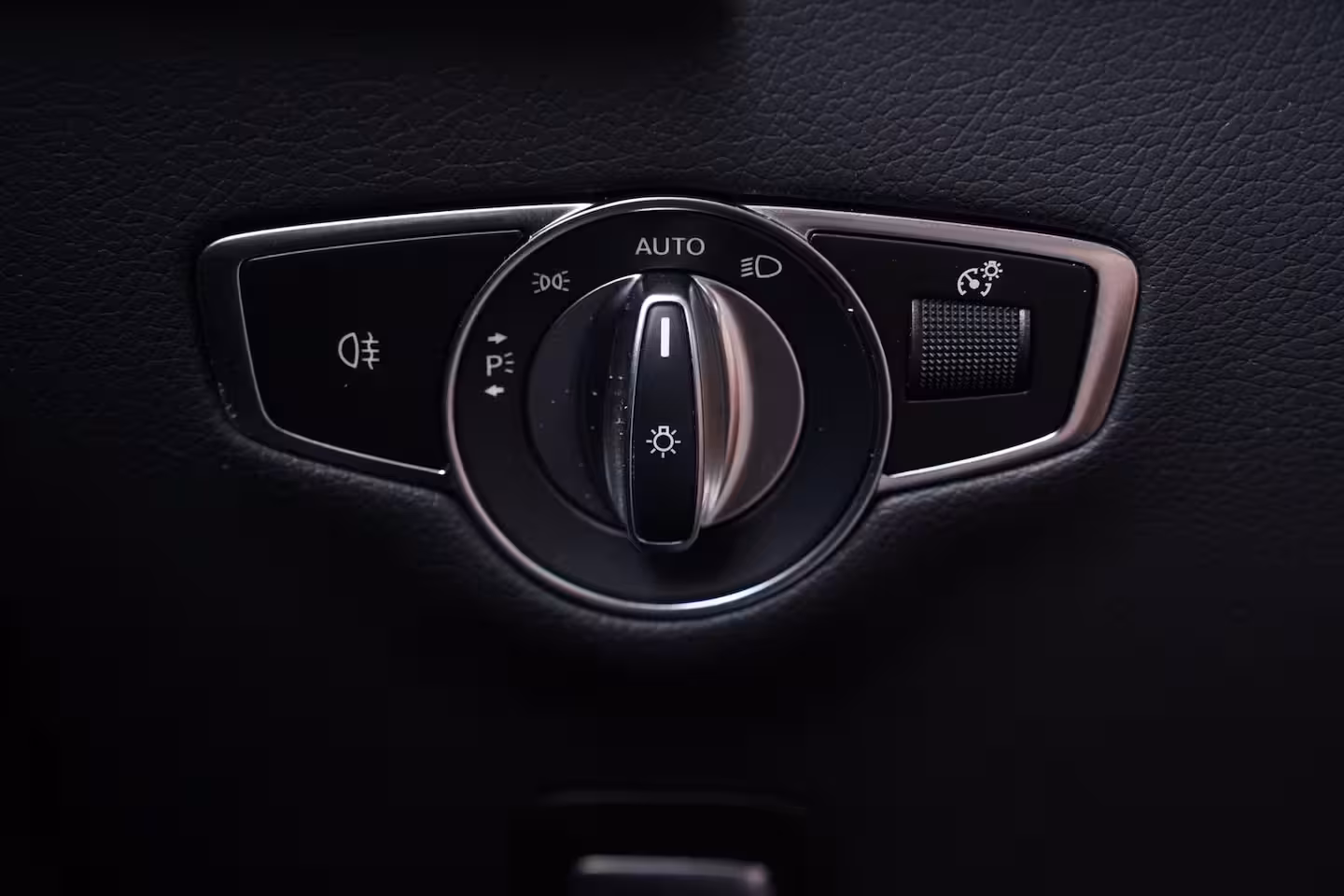 Mercedes-Benz EQC 400 4MATIC AMG Line 80 kWh 1e eigen. NAP SOH 96% Navigatie Excellence-pack Premium-Pack Ri
