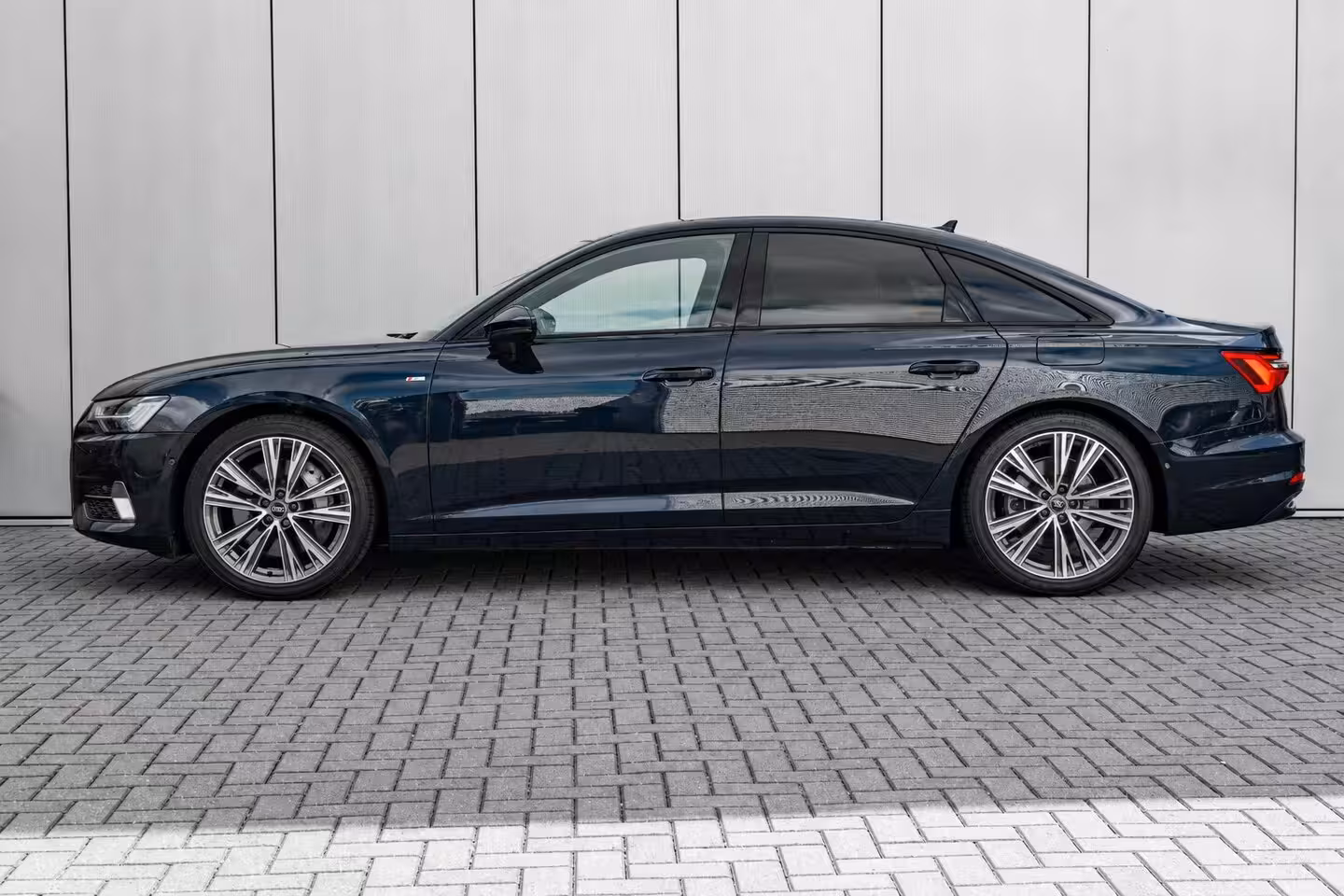 Audi A6 Limousine 50 TFSI e quattro S edition 299PK | Trekhaak | B&O | Soft Close | 360 Camera | Head-up dis