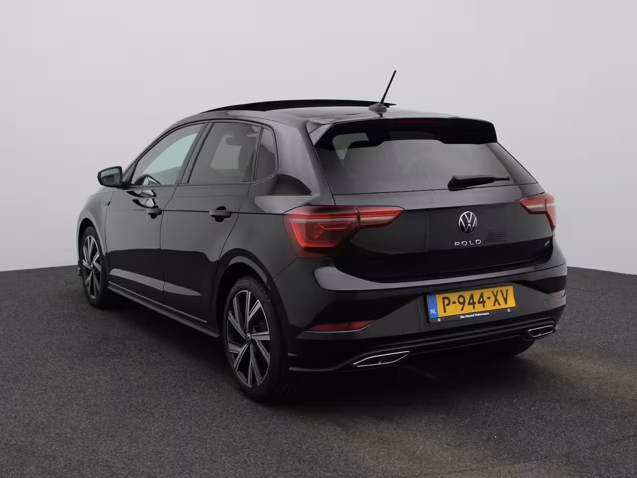 Volkswagen Polo 1.0 TSI R-Line 110 PK | R-Line | Automaat | Navigatie | Digital Cockpit Pro | Panoramadak