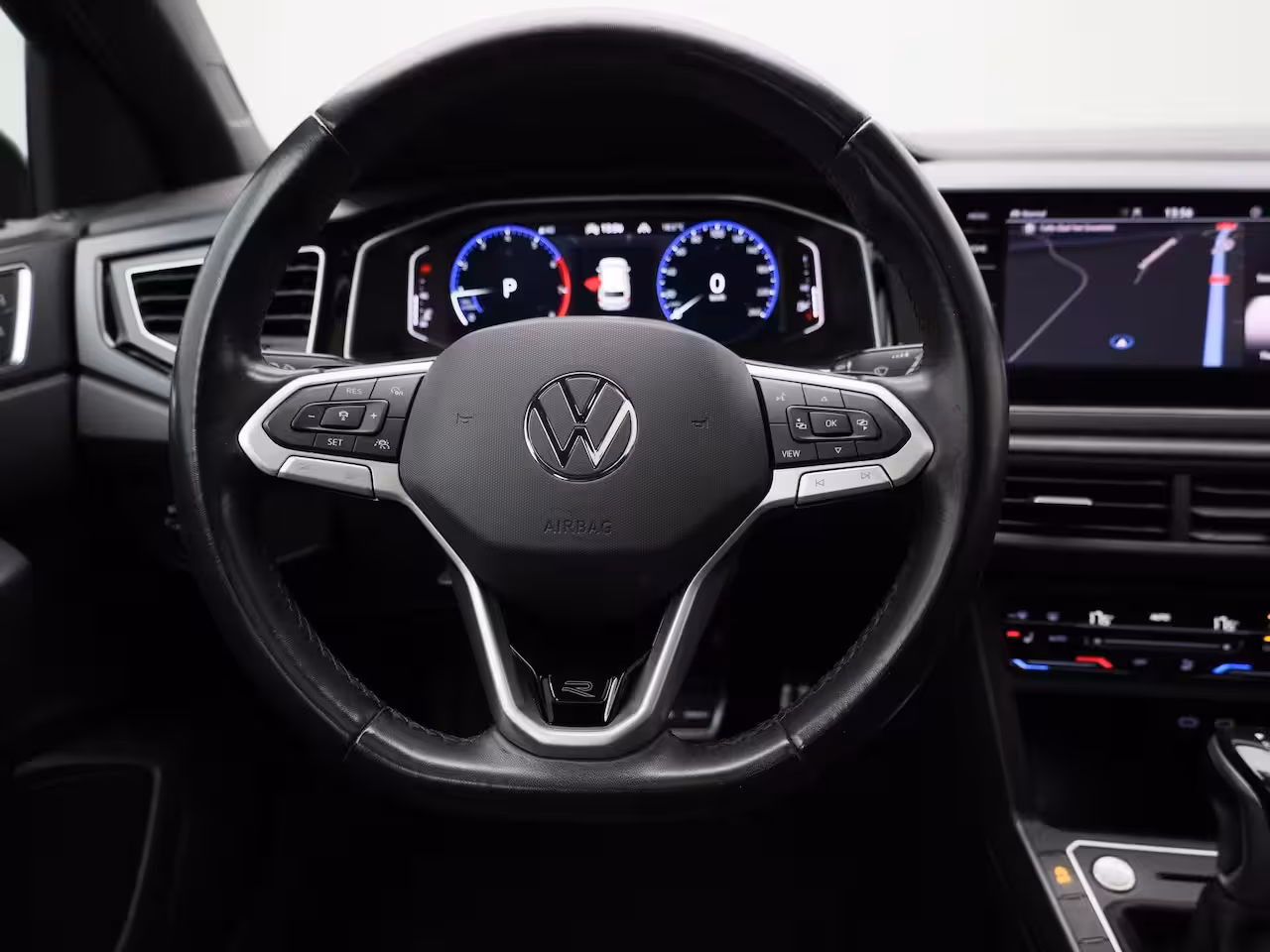 Volkswagen Polo 1.0 TSI R-Line 110 PK | R-Line | Automaat | Navigatie | Digital Cockpit Pro | Panoramadak