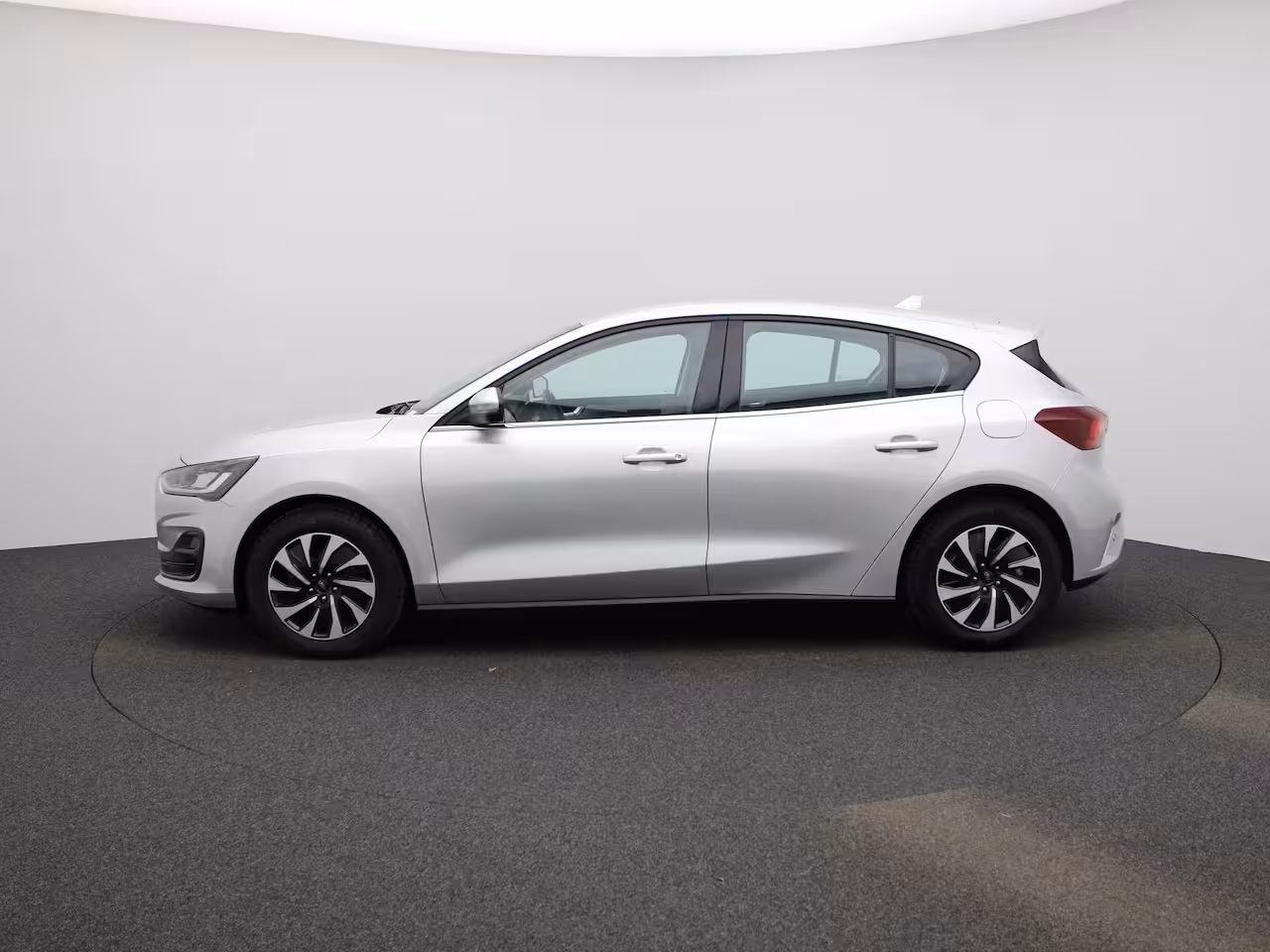Ford Focus 1.0 EcoBoost Hybrid Titanium Style | Navigatie | Climate Control | Parkeersensoren | Cruis