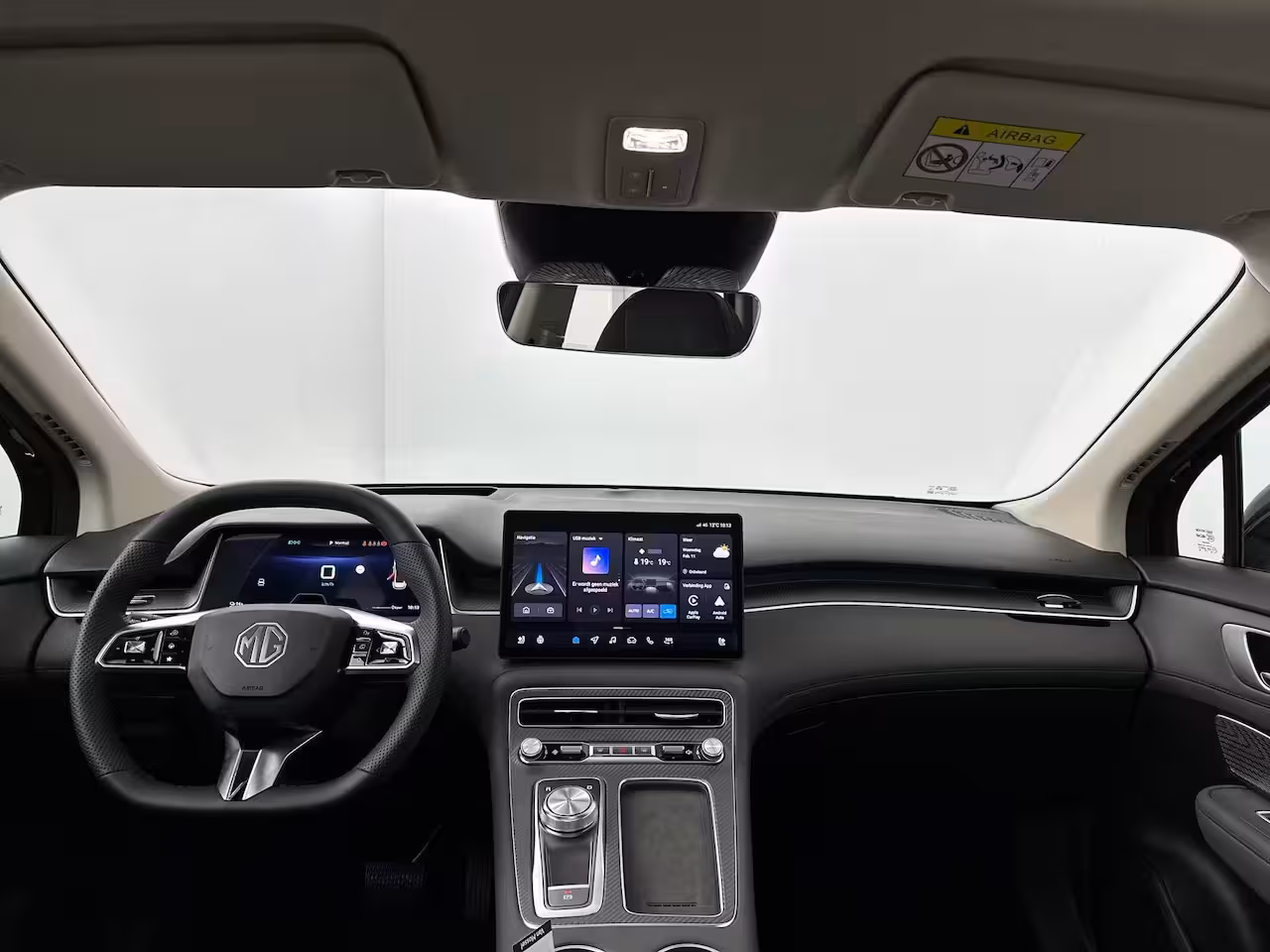 MG MGS6 EV Luxury 2WD 77kWh | 1500kg Trekgewicht | Panoramadak | 360 Camera | Head-Up Display | Ambie