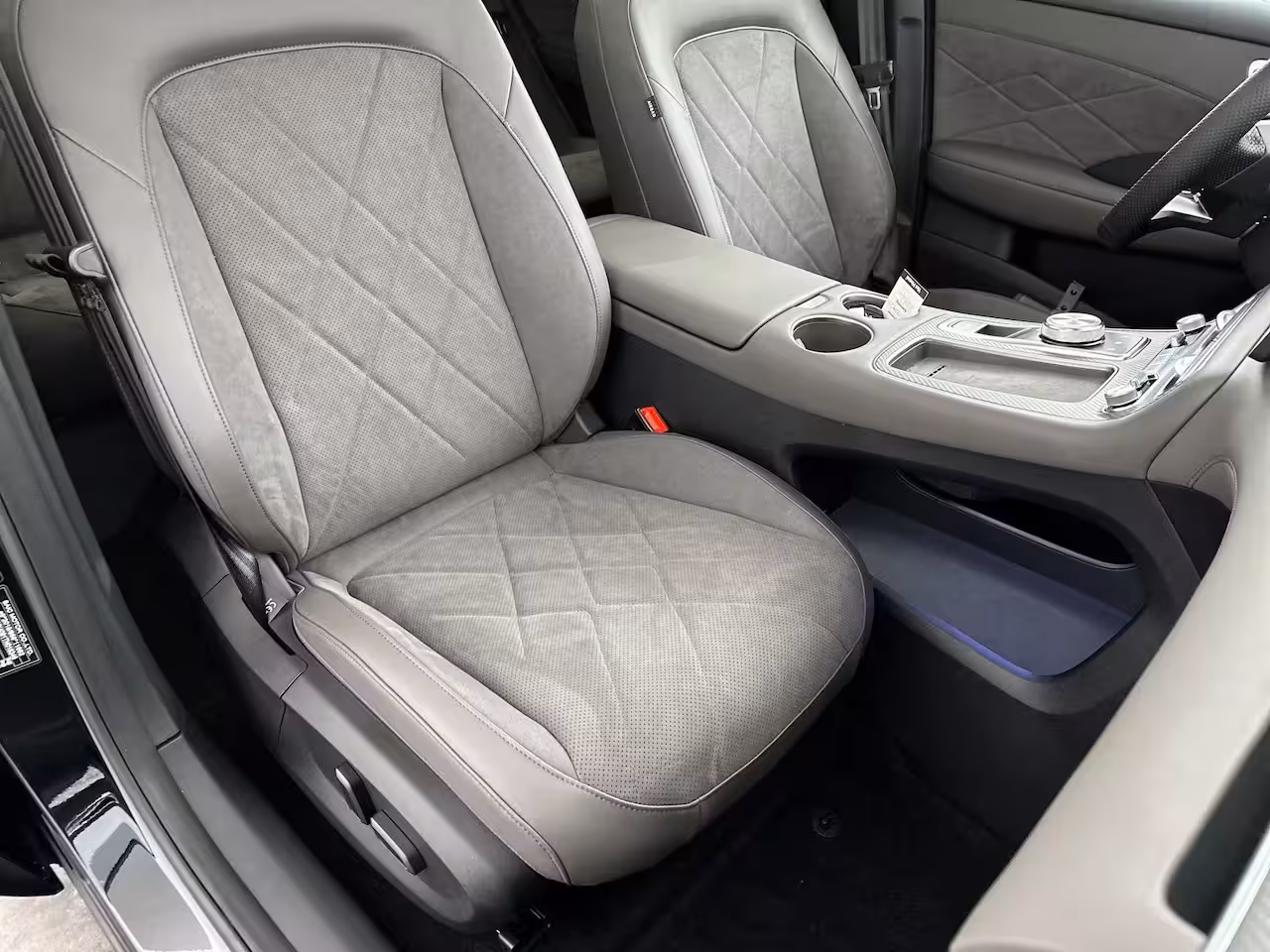 MG MGS6 EV Luxury 2WD 77kWh | 1500kg Trekgewicht | Panoramadak | 360 Camera | Head-Up Display | Ambie