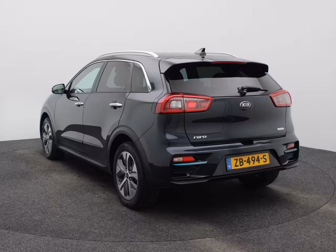 Kia e-Niro ExecutiveLine 64 kWh Leder | Elektr. Stoelen met geheugen | Stoelverwarming en verkoeling