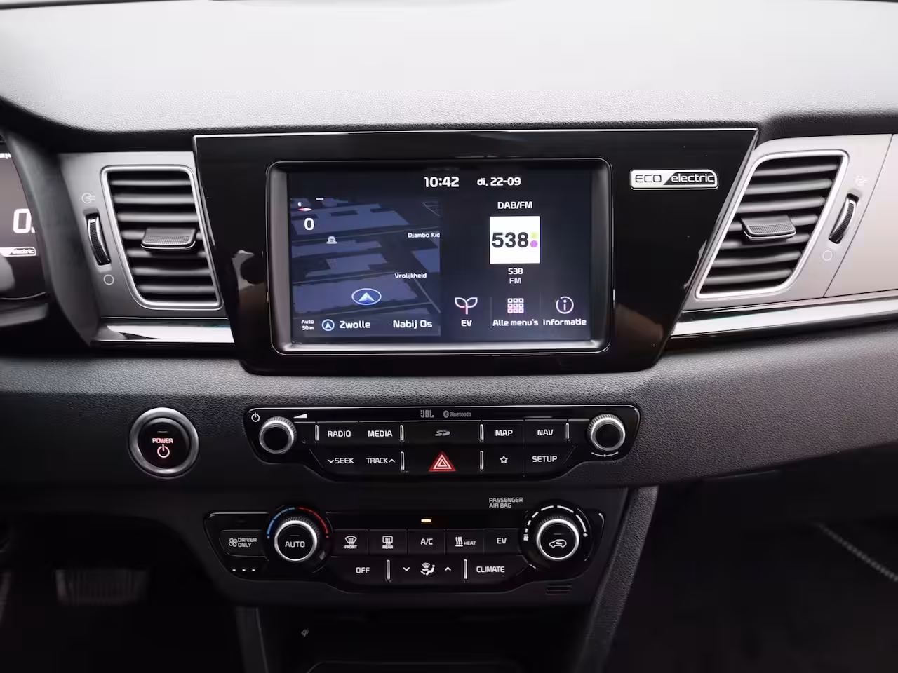 Kia e-Niro ExecutiveLine 64 kWh Leder | Elektr. Stoelen met geheugen | Stoelverwarming en verkoeling
