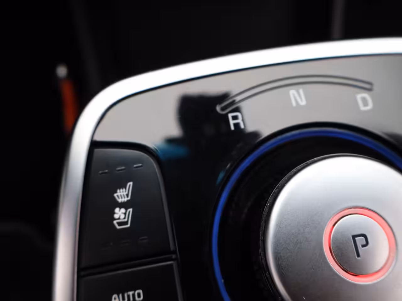 Kia e-Niro ExecutiveLine 64 kWh Leder | Elektr. Stoelen met geheugen | Stoelverwarming en verkoeling