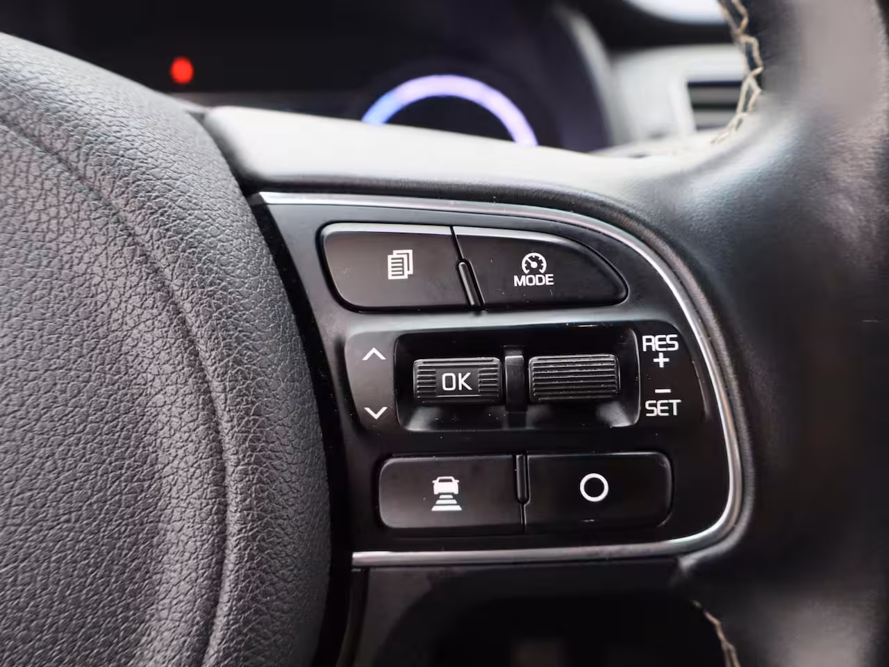 Kia e-Niro ExecutiveLine 64 kWh Leder | Elektr. Stoelen met geheugen | Stoelverwarming en verkoeling