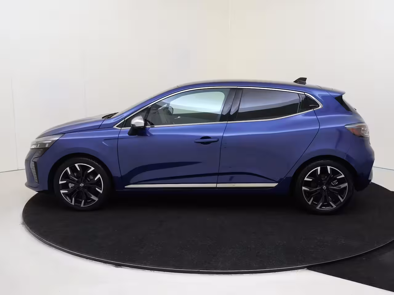 Renault Clio 1.6 E-Tech Full Hybrid 145 techno | 1e Eigenaar | BOSE Audio | Navigatie | Camera | 17'' L