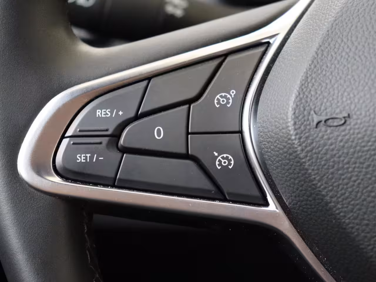 Renault Clio 1.6 E-Tech Full Hybrid 145 techno | 1e Eigenaar | BOSE Audio | Navigatie | Camera | 17'' L