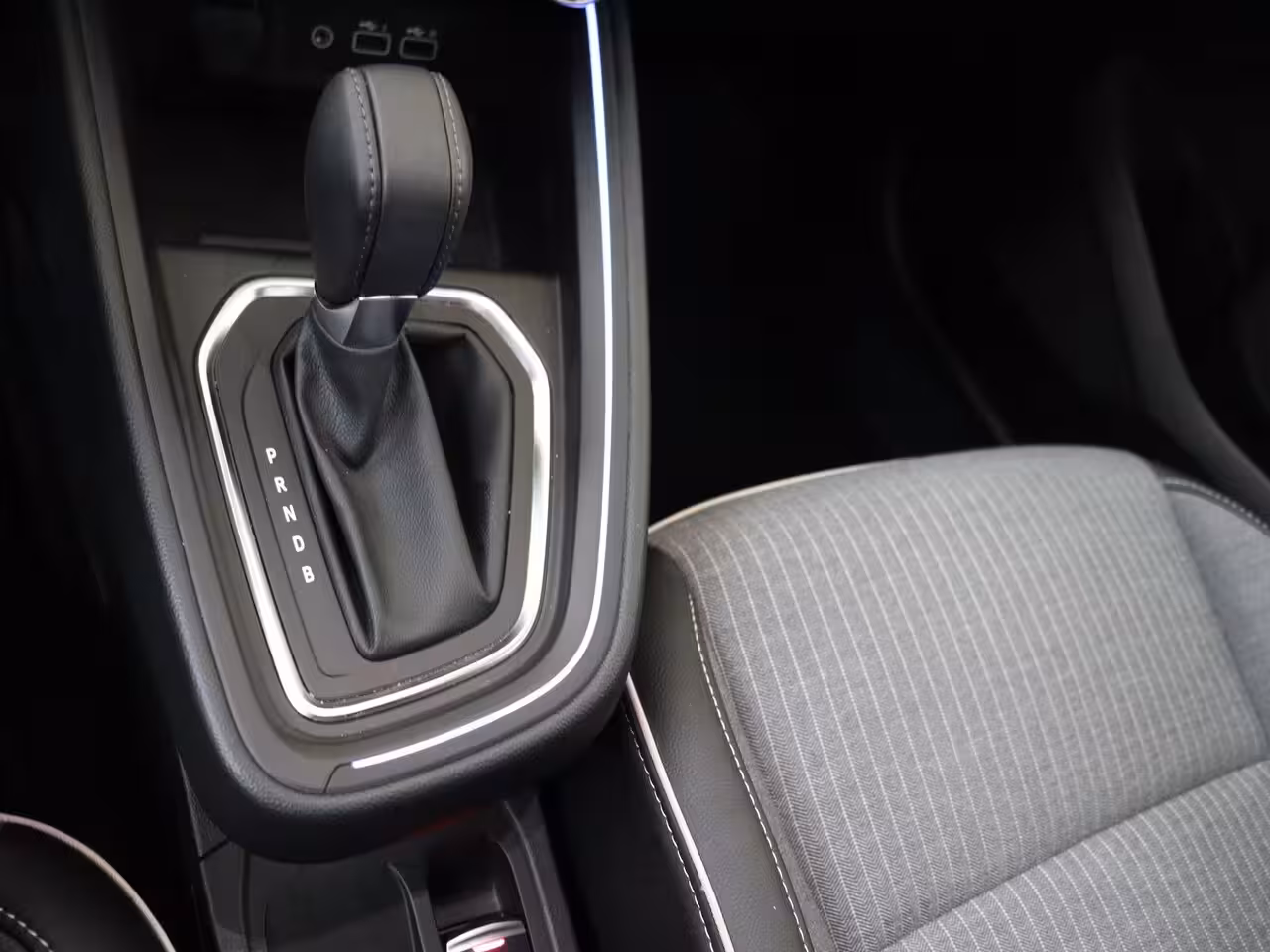 Renault Clio 1.6 E-Tech Full Hybrid 145 techno | 1e Eigenaar | BOSE Audio | Navigatie | Camera | 17'' L