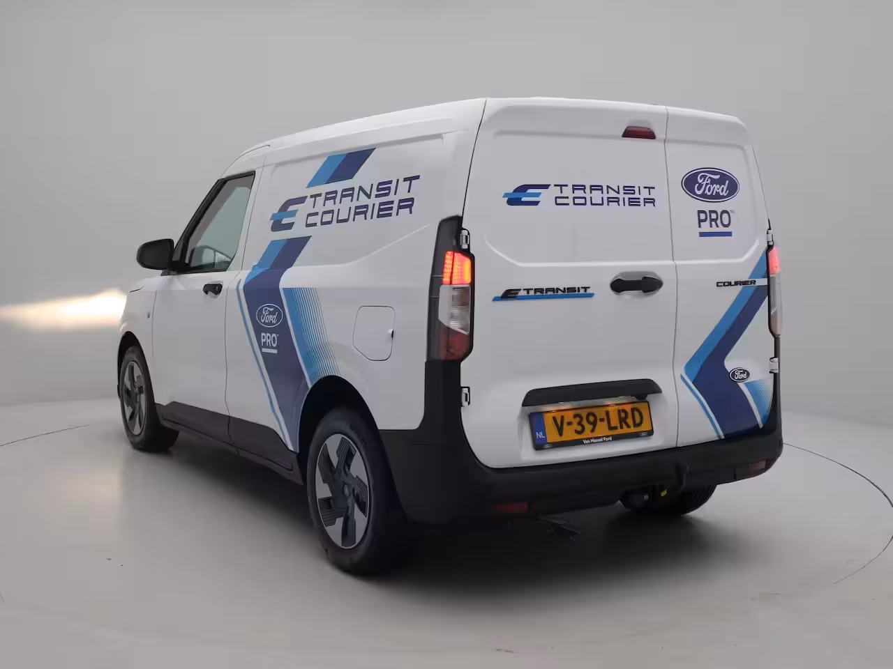 Ford E-Transit Cour. Trend 44 kWh