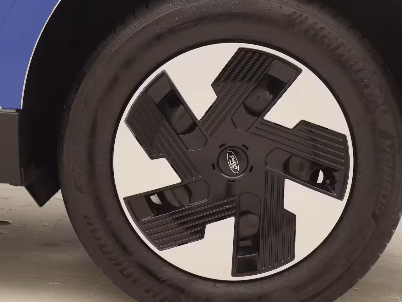 Ford E-Transit Cour. Trend 44 kWh