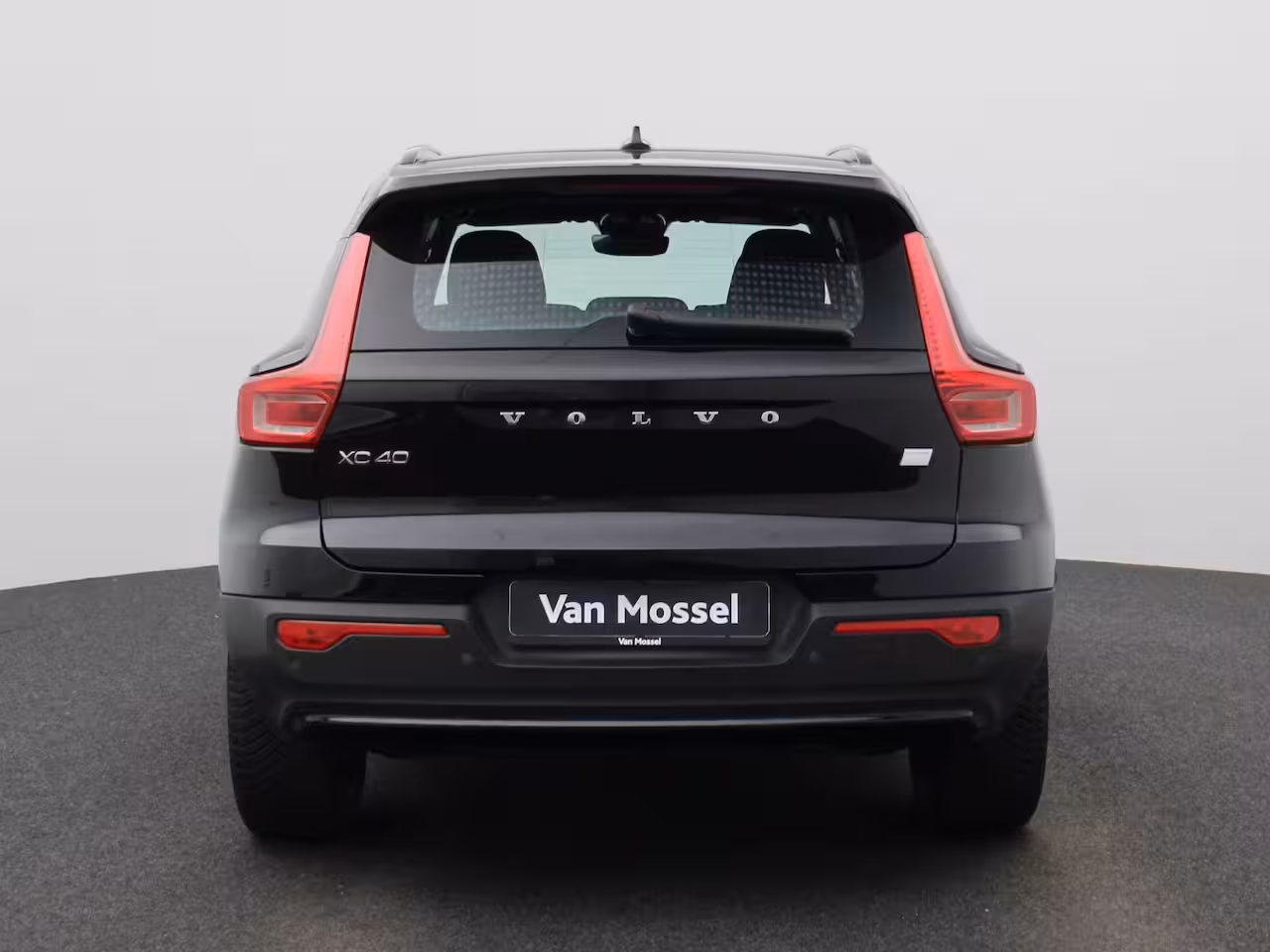 Volvo XC40 Recharge Core | Cruise Control | Achteruitrijcamera | Virtual Cockpit | Climate Control |