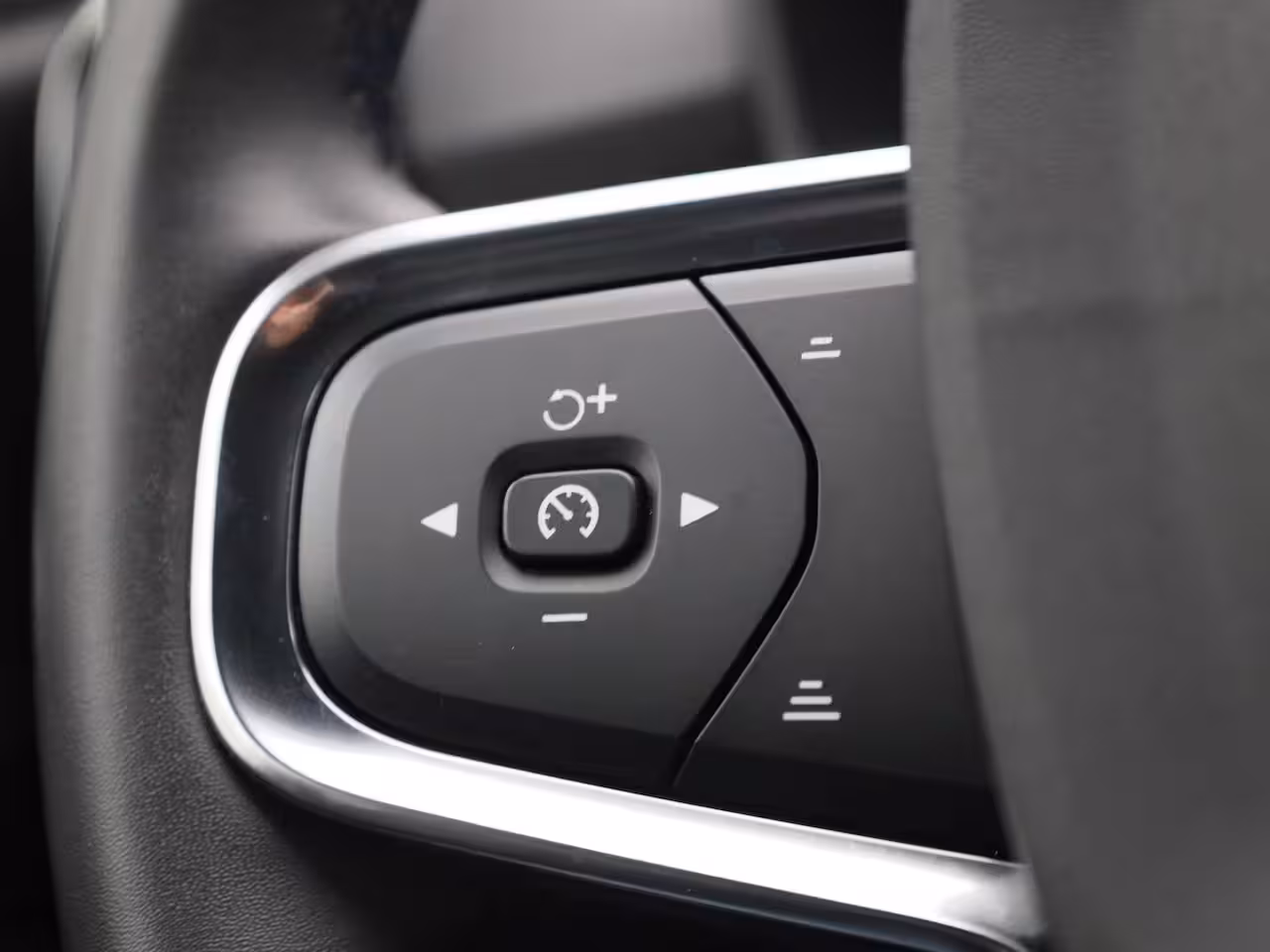 Volvo XC40 Recharge Core | Cruise Control | Achteruitrijcamera | Virtual Cockpit | Climate Control |