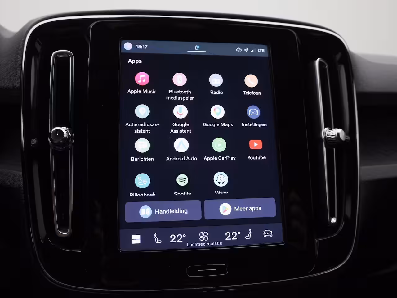 Volvo XC40 Recharge Core | Cruise Control | Achteruitrijcamera | Virtual Cockpit | Climate Control |