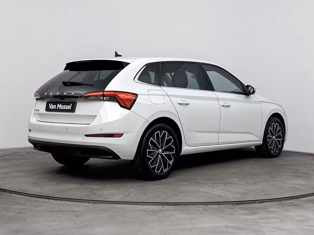 Skoda Scala 1.0 TSI Ambition 110PK | Automaat | Navigatie | Stoelverwarming | Cruise Control | Achteru