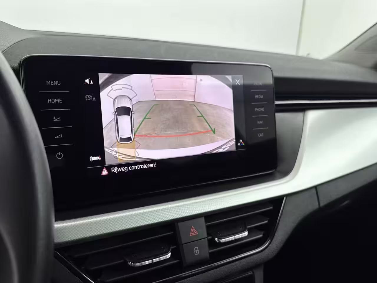Skoda Scala 1.0 TSI Ambition 110PK | Automaat | Navigatie | Stoelverwarming | Cruise Control | Achteru