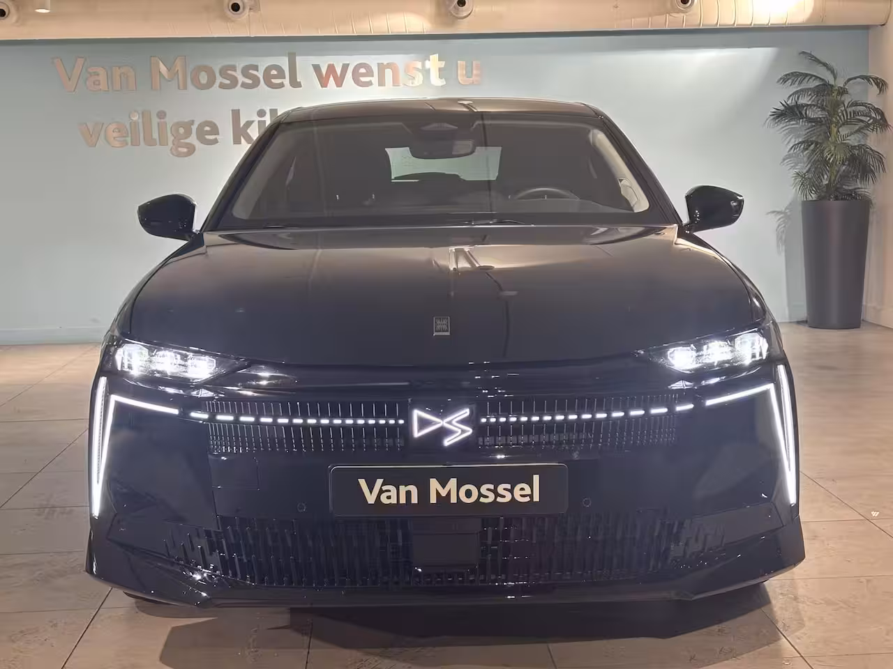 DS No 4 E-Tense Etoile 58.3 kWh | DEMO | Electrische stoelen | Head up Display| Alcantara | 360 Vi