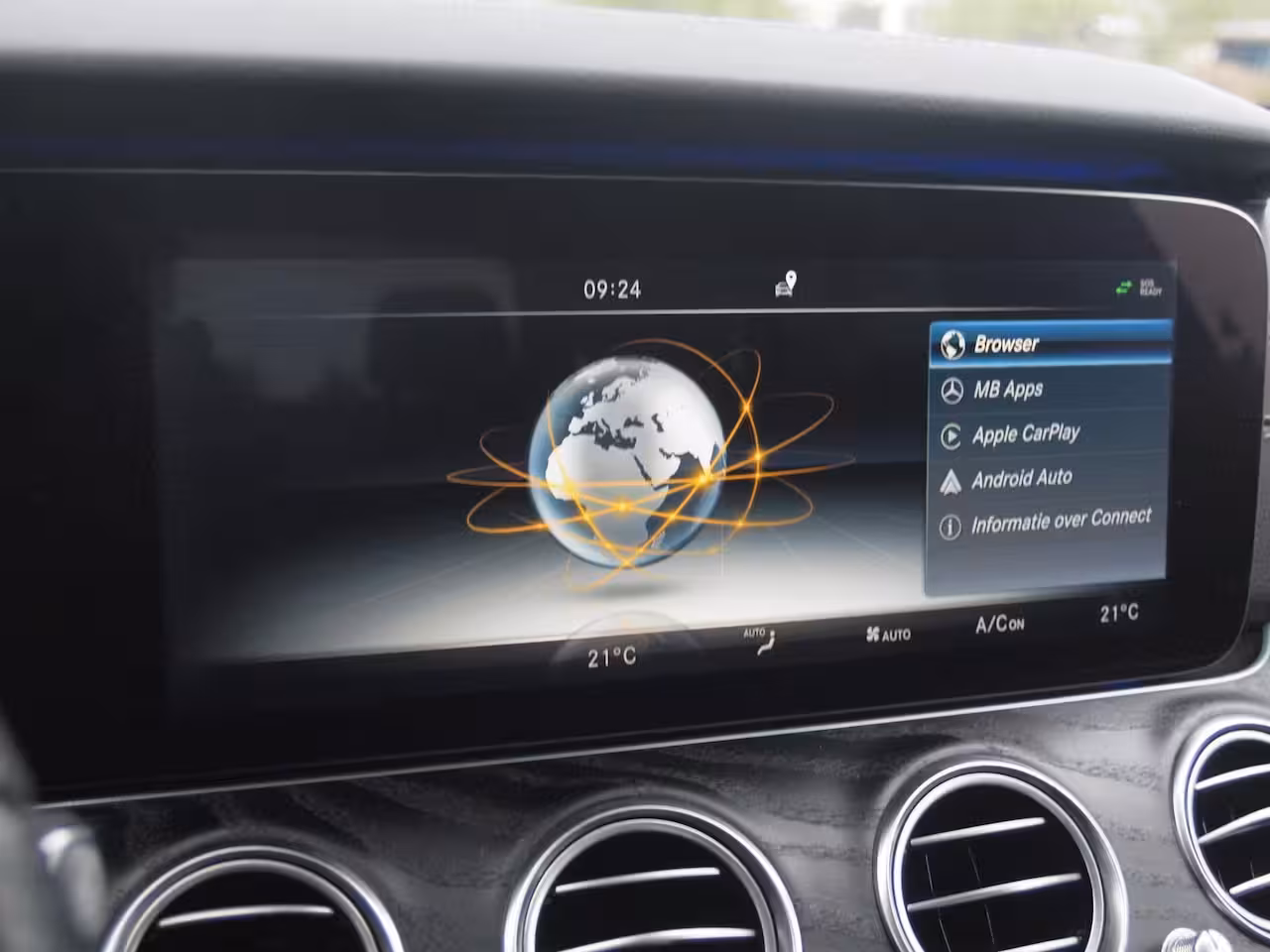 Mercedes-Benz E-klasse 200 Prestige Plus AMG | Widescreen Display | AMG-Pakket | Burmester | Sfeerverlichting | C
