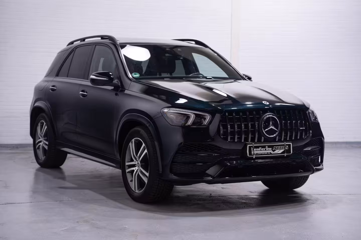 Mercedes-Benz GLE-Klasse 400 cdi GLE 400 d 4MATIC pano-dak luchtvering lederen-bekleding HUD ACC burmester private