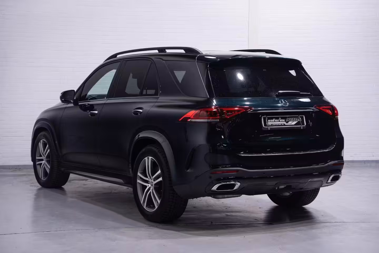 Mercedes-Benz GLE-Klasse 400 cdi GLE 400 d 4MATIC pano-dak luchtvering lederen-bekleding HUD ACC burmester private
